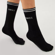 Black sports socks for men and women made of cotton