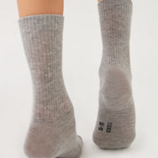 Gray tennis socks for men and women made of cotton