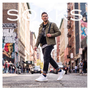 SOKKS Quarter Sneakersocken Navy aus Baumwolle — getragen am Fuß