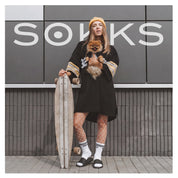 SOKKS Retro Sneakersocken Weiß aus Baumwolle — getragen am Fuß